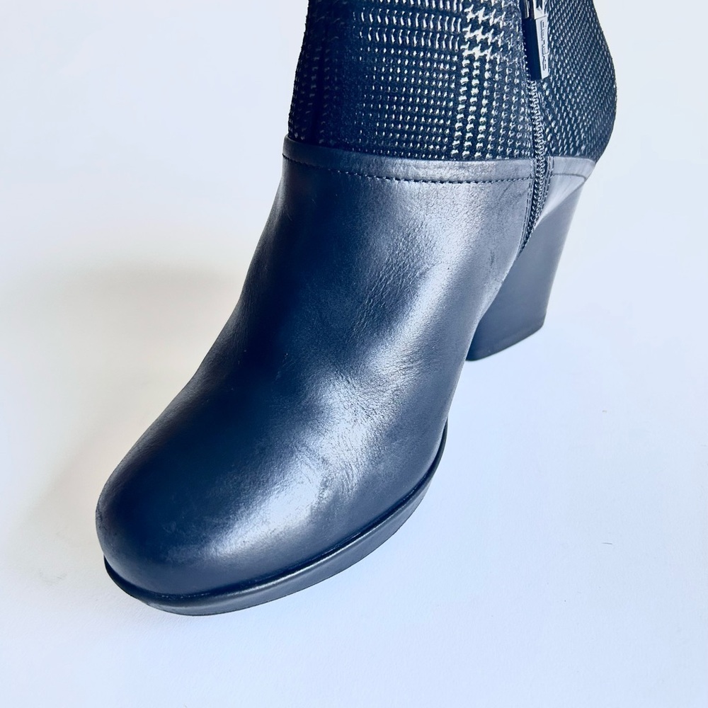 Dansko Black Genuine Leather Textured Heeled Ankle Boots size EUR 39, US 8.5 - Picture 7 of 15